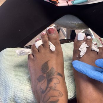 Kims Nails - They suck I will never come here again - Nail Salons Near Me - Richmond, California