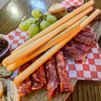 Chefs Hall - Food Court Near Me - Toronto, Ontario