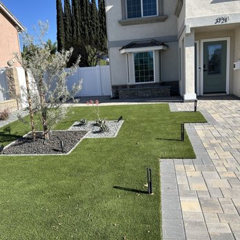 Rox Builders - Daytime front yard view - General Contractors Near Me