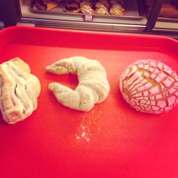La Nueva Union Bakery - Mexican sweet bread - Bakeries Near Me - Brooklyn, New York