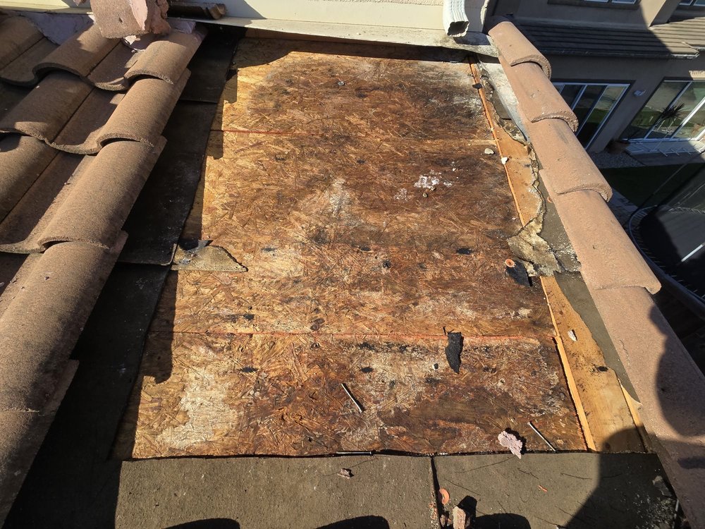 Slide of San Diego Signature Roofs