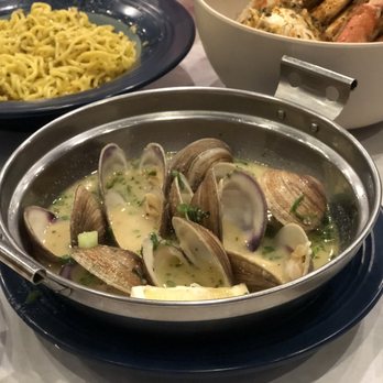 Karai Crab - Miso Sake Clams - Seafood Near Me - Honolulu, Hawaii Karai Crab - Miso Sake Clams - Seafood Near Me - Honolulu, Hawaii
