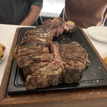 Trattoria Dalloste - Proper cooked steak - Tuscan Near Me - Florence, FI