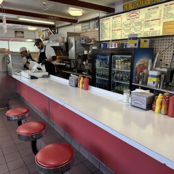White Rose Hamburgers - Restaurant interior - Burgers Near Me - Highland Park, New Jersey