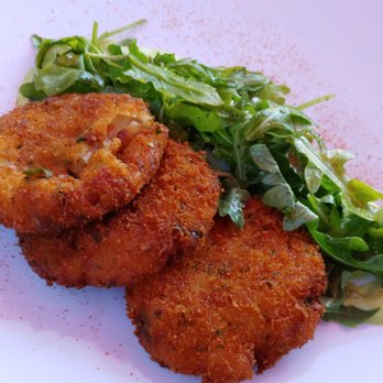 Kopitos - Daily special, potato cakes...crispt outside creamy flavorful inside.  Delish aioli sauce with arugla - Food Trucks Near Me - Newberg, Oregon
