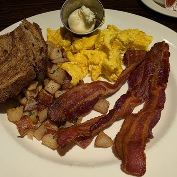 Fireside Kitchen - Diners Near Me - Black Hawk, Colorado