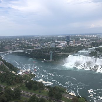 Skylon Tower - Canadian (New) Near Me - Niagara Falls, Ontario