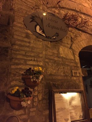 OSTERIA ACQUACHETA dal giovedì al lunedì pranzo e cena necessaria la prenotazione L'OSTESSA E L'OSTE AUGURANO BUONA VITA by null