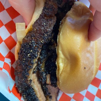 Mesquite & Oak - Excellent choice of bread - it complimented the sandwich. Them edges though - Barbeque Near Me - San Jose, California