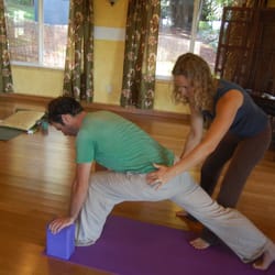 Samana Wellness - Integrating breath, alignment and intention in every pose