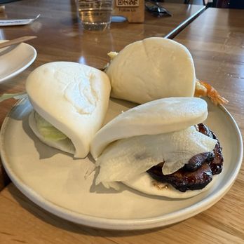 Ippudo Culver City - Bao Medley - Ramen Near Me - Culver City, California Ippudo Culver City - Bao Medley - Ramen Near Me - Culver City, California