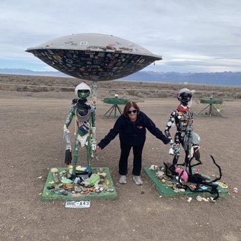 UFO Watchtower - Alien guardiens and their Human friend - Campgrounds Near Me - Hooper, Colorado