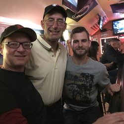 Knuckleheads Bar
