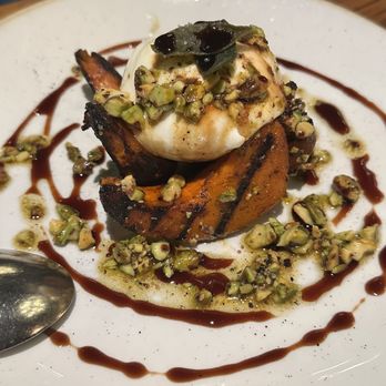FlintCreek Cattle - Roasted squash with burrata - New American Near Me - Seattle, Washington FlintCreek Cattle - Roasted squash with burrata - New American Near Me - Seattle, Washington