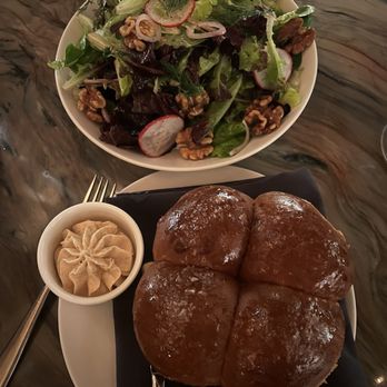 Hippo - American Near Me - Los Angeles, California