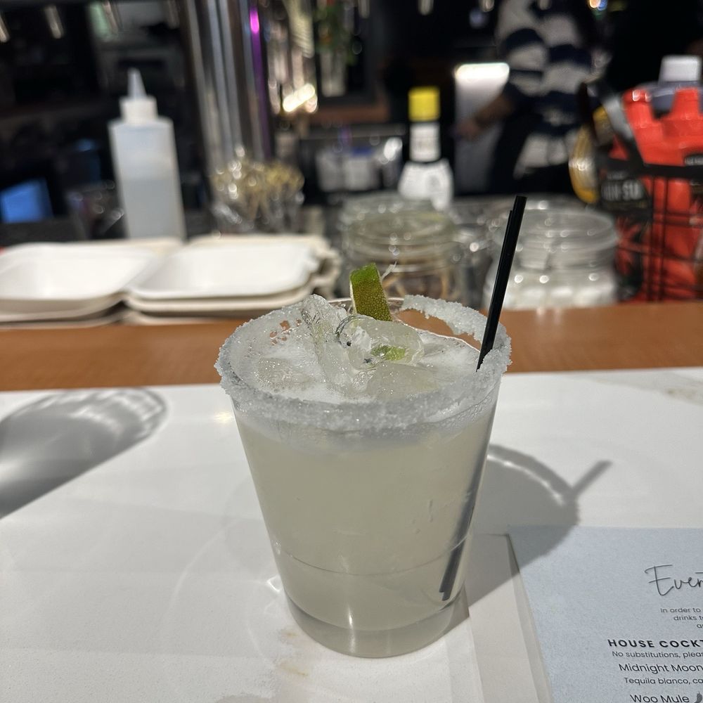 Woo Bar & Kitchen - Classic margarita - Asian Fusion Near Me - Seattle, Washington Woo Bar & Kitchen - Classic margarita - Asian Fusion Near Me - Seattle, Washington