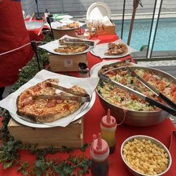 Little Bambinos Pizzeria - The first rounds