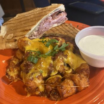 The Monarch - Wilbur with loaded sweet potato tots - New American Near Me - Wichita, Kansas The Monarch - Wilbur with loaded sweet potato tots - New American Near Me - Wichita, Kansas
