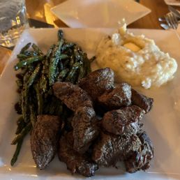 Steak tips and mashed potatoes