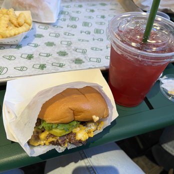 Shake Shack Piedmont Park - ShackBurger and Harvest Berry Lemonade - Burgers Near Me - Atlanta, Georgia Shake Shack Piedmont Park - ShackBurger and Harvest Berry Lemonade - Burgers Near Me - Atlanta, Georgia