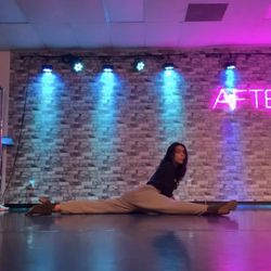 AfterHours Dance Studio - They got me doing moves I didn't think I could do!!