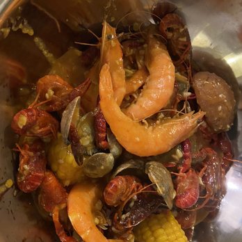 Blazing Crawfish - Seafood boil - Seafood Near Me - Everett, Washington Blazing Crawfish - Seafood boil - Seafood Near Me - Everett, Washington