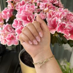 Solar Nails & Spa