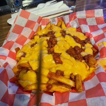 Goldie's Saloon - Chili cheese fries - Sports Bars Near Me - Macomb, Michigan