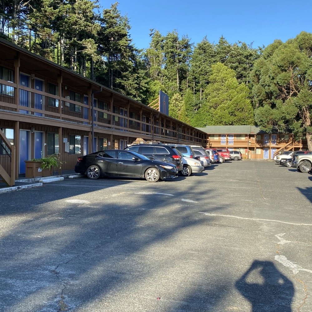 Motel 6 - Lots of parking - Hotels Near Me - Gold Beach, Oregon Motel 6 - Lots of parking - Hotels Near Me - Gold Beach, Oregon