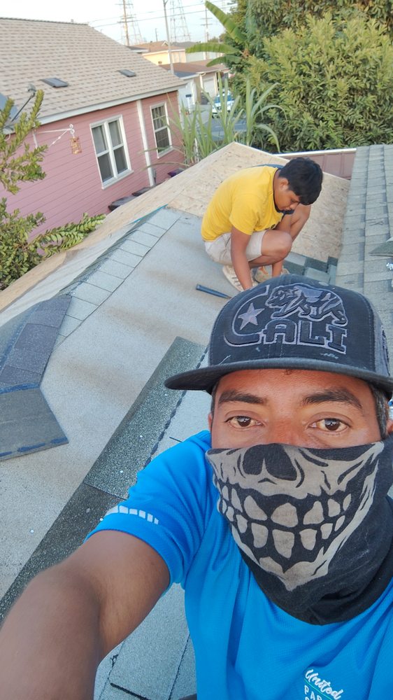 Slide of Rufin Chapinero Internacional