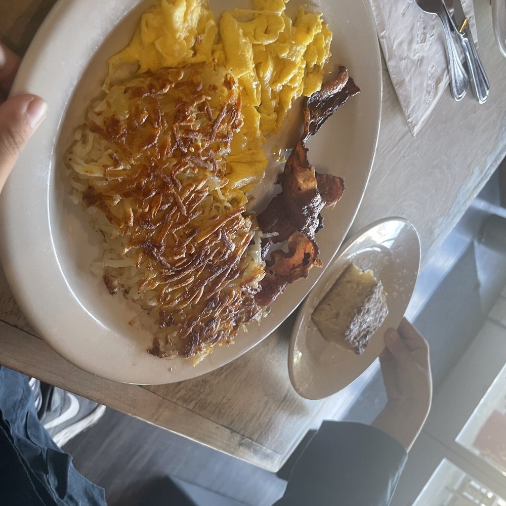 The Egg House - Breakfast & Brunch Near Me - Simi Valley, California The Egg House - Breakfast & Brunch Near Me - Simi Valley, California