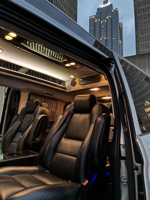 Tours - Let us show you Atlanta. Featuring tours of Atlanta best Cigar lounges. Or take the party on the road with enough room for everyone. Call us for price and availability. Tours - Let us show you Atlanta. Featuring tours of Atlanta best Cigar lounges. Or take the party on the road with enough room for everyone. Call us for price and availability.