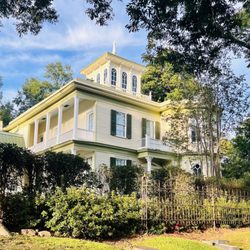 House of the Seasons - House