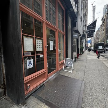 Hanamizuki Cafe - Exterior - Cafes Near Me - New York, New York