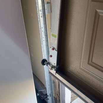 Garage Door Medics - Door came completely off track - Garage Door Services Near Me Garage Door Medics - Door came completely off track - Garage Door Services Near Me