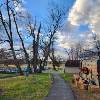 Waredaca Brewing Company - a trailer parked in a park - Breweries Near Me - Gaithersburg, Maryland Waredaca Brewing Company - a trailer parked in a park - Breweries Near Me - Gaithersburg, Maryland
