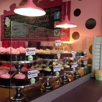 Smallcakes Tallahassee--A Cupcakery - Cupcakes Near Me - Tallahassee, Florida