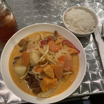 Thai Mama - Duck Massaman Curry - Thai Near Me - Cranford, New Jersey