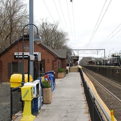 NJ Transit - Middletown Train Station