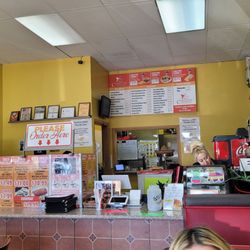 Carlitos Diner - A well established counter..