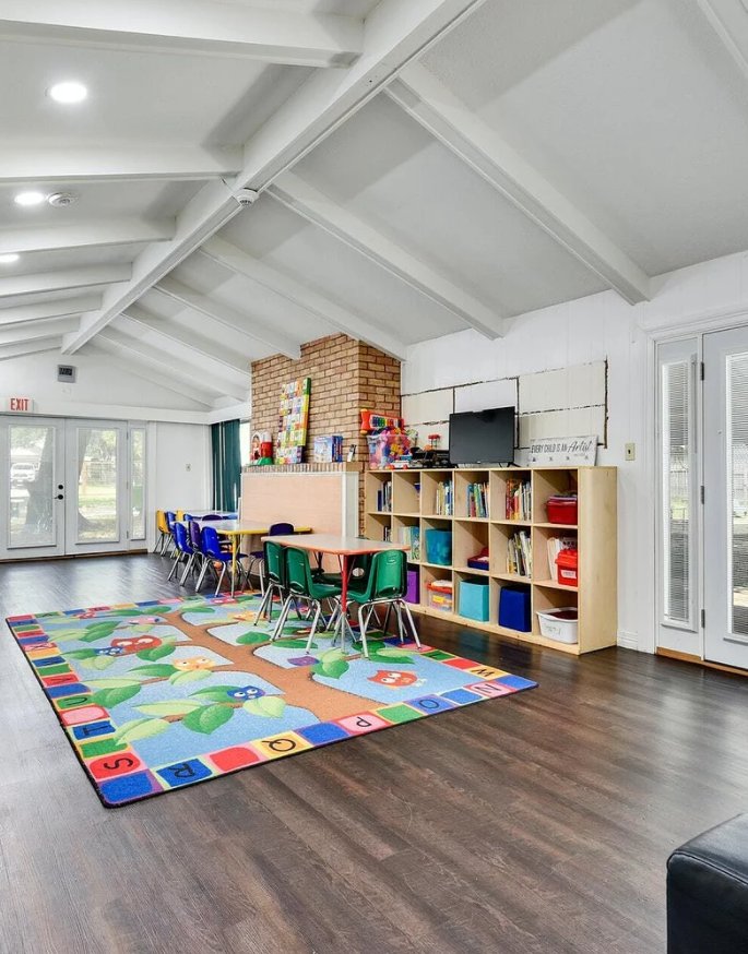 Little Hands International Preschool - childcare center in Austin, TX