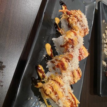 Mr Tokyo - Mr Tokyo roll - Sushi Bars Near Me - Greensburg, Pennsylvania
