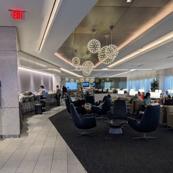 United Club - Cozy ambiance - Airport Lounges Near Me - Houston, Texas United Club - Cozy ambiance - Airport Lounges Near Me - Houston, Texas