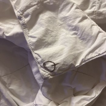 Crystal Inn Hotel & Suites Midvalley - Nasty bed sheets - Hotels Near Me - Murray, Utah Crystal Inn Hotel & Suites Midvalley - Nasty bed sheets - Hotels Near Me - Murray, Utah