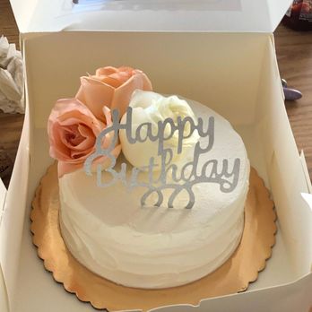 The Evercake - 7 inch Clouds Posies cake - Custom Cakes Near Me The Evercake - 7 inch Clouds Posies cake - Custom Cakes Near Me