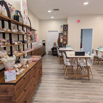 Chew & Chill - Art Classes Near Me - Gaithersburg, Maryland