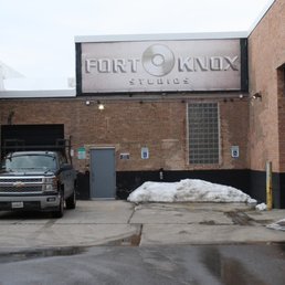 Exterior photo of SkinzTek - Chicago, Illinois Exterior photo of SkinzTek - Chicago, Illinois