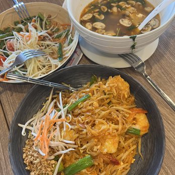 Siam Station - Thai Near Me - Irvine, California