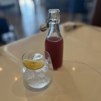 First Watch - Pomegranate sunrise - American Near Me - Omaha, Nebraska