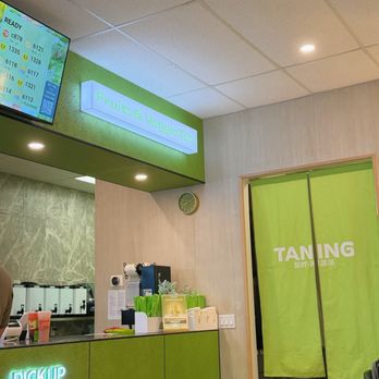 TANING - store decor, very nice and clean! - Bubble Tea Near Me - Sunnyvale, California TANING - store decor, very nice and clean! - Bubble Tea Near Me - Sunnyvale, California